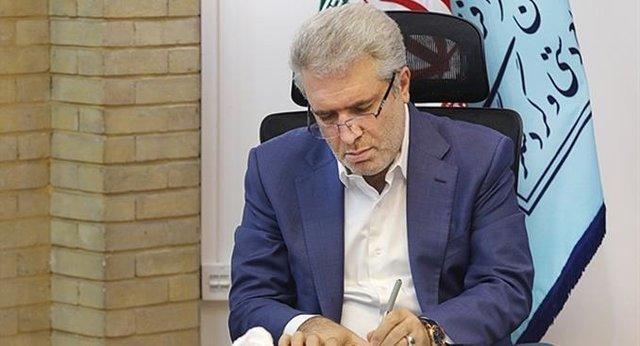 موافقت مونسان با استعفای 2 معاون خود موافقت مونسان با استعفای 2 معاون خود