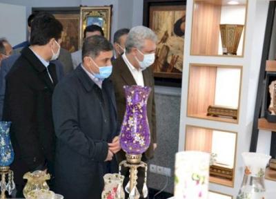 نخستین نمایشگاه دائمی صنایع&zwnjدستی البرز با حضور دکتر مونسان افتتاح شد