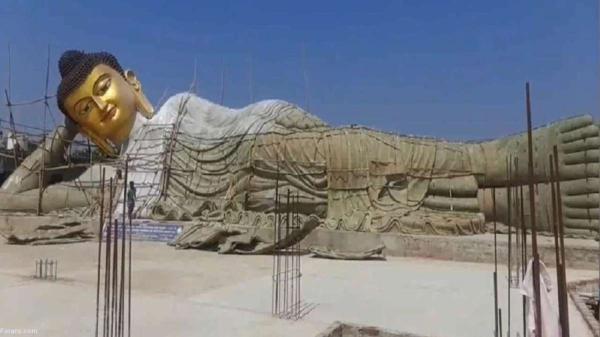 ساخت مجسمه بودای خوابیده